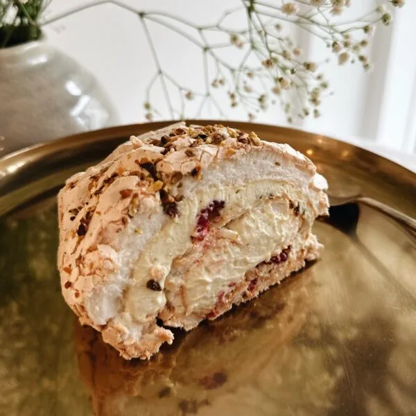 Processed with VSCO with a6 preset Meringue Roulade